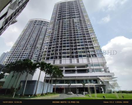 SOHO For Auction at I-Suite