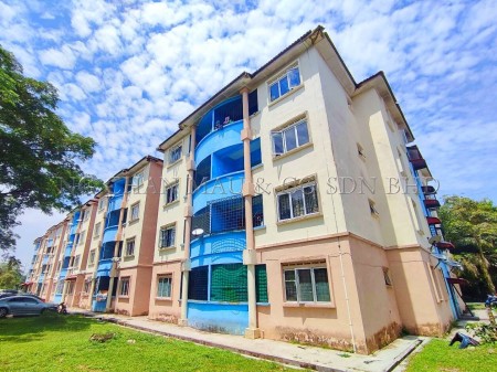 Apartment For Auction at Taman Langat Murni Apartment