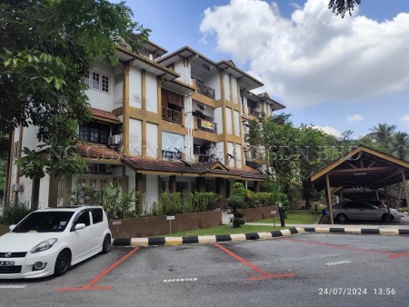 Condo For Auction at Villaria