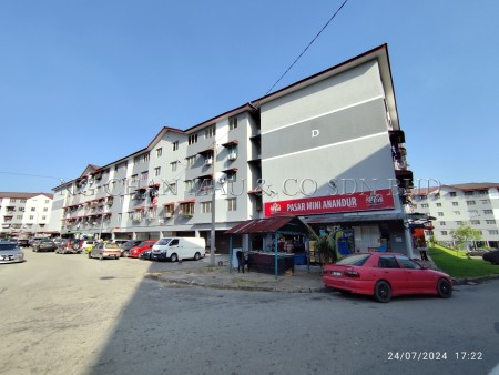 Apartment For Auction at Teratai Apartment