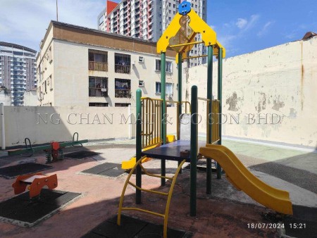 Apartment for Auction