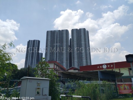 Serviced Residence For Auction at Razak City Residences