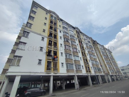 Apartment For Auction at Pangsapuri Villamas