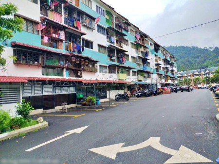 Apartment For Auction at Taman Mulia Jaya