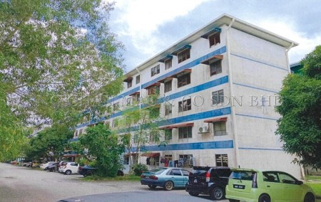 Flat For Auction at Pangsapuri Seri Anggerik 2