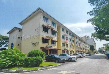 Apartment For Auction at Pangsapuri Seri Era