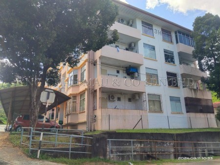 Apartment For Auction at Country Heights Apartments 3