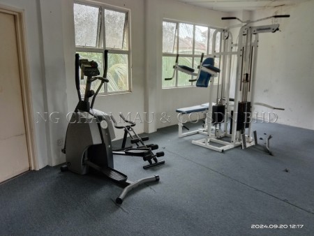 Condo for Auction