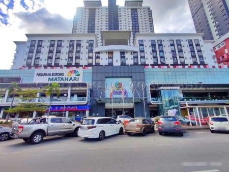 Retail Space For Auction at Axis Atrium