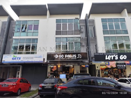 Shop For Auction at Permas Jaya