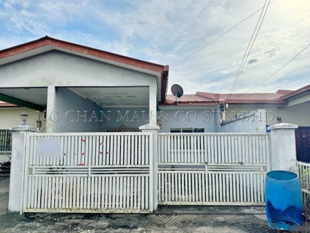 Terrace House For Auction at Taman Sawit