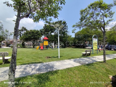 Apartment for Auction