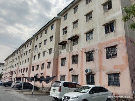 Flat For Auction at Pangsapuri Seri Rinching