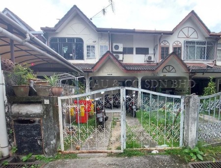 Terrace House For Auction at Taman Megah Emas