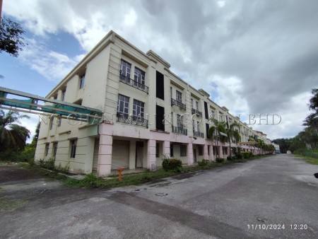 Serviced Residence For Auction at Palm View Serviced Apartments