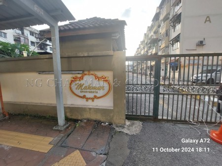 Apartment for Auction