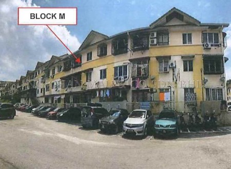 Apartment For Auction at Dahlia Apartment