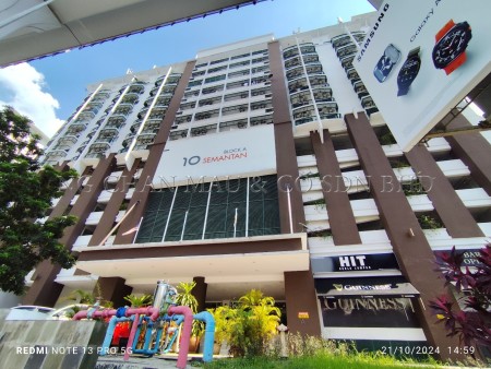 Serviced Residence For Auction at 10 Semantan