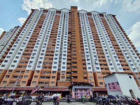 Apartment For Auction at Flora Damansara Apartment