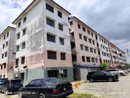 Apartment For Auction at Pangsapuri Baiduri