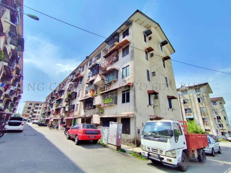 Apartment For Auction at Taman Bukit Rawang Jaya