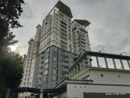 Serviced Residence For Auction at Subang Olives