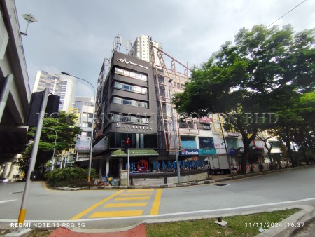 Shop For Auction at Neo Damansara