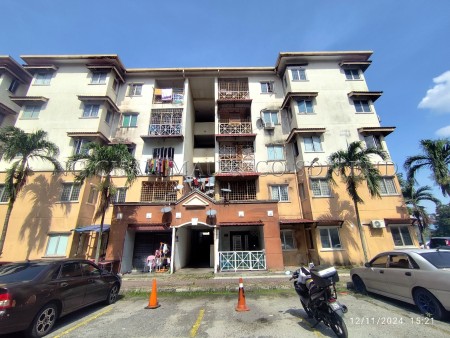 Apartment For Auction at Pangsapuri Seri Suria