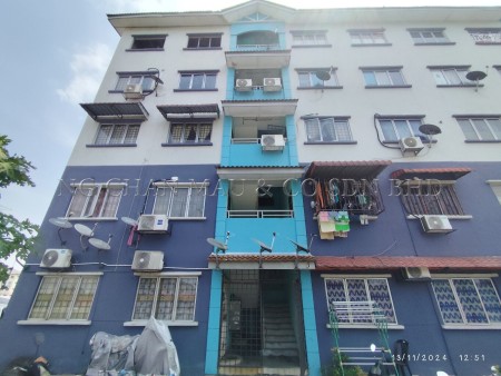 Apartment For Auction at Taman Pendamar Indah 2
