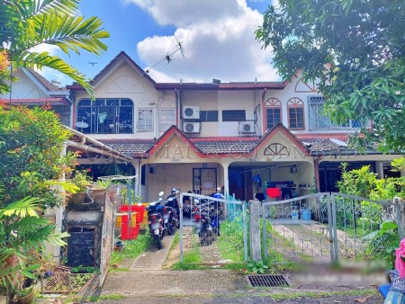 Terrace House For Auction at Taman Megah Emas