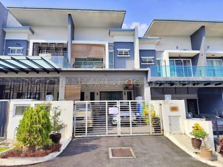 Terrace House For Auction at RidgeView Residences