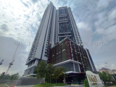 Apartment For Auction at The Valley Residence