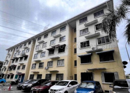 Apartment For Auction at Pangsapuri Seri Era