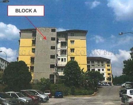 Apartment For Auction at Kemuning Apartment