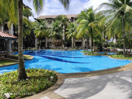 Condo for Auction