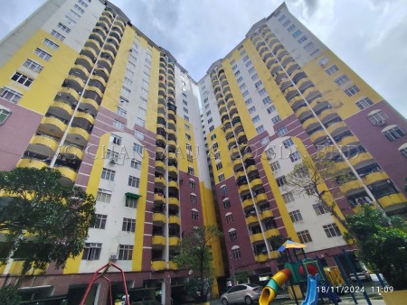 Apartment For Auction at Lagoon Perdana Apartment