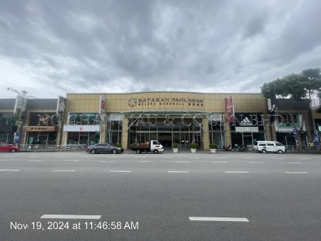 Retail Space For Auction at Dataran Pahlawan Melaka Megamall