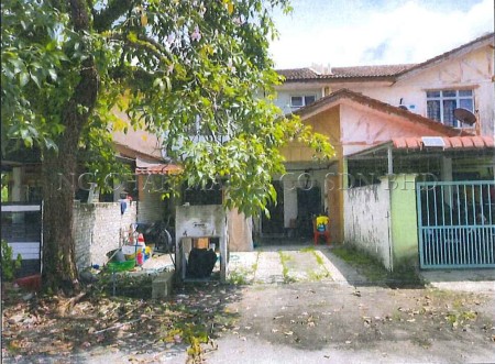 Terrace House For Auction at Taman Putra Perdana