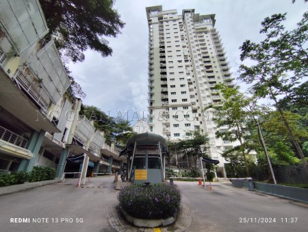 Condo For Auction at Metropolitan Square