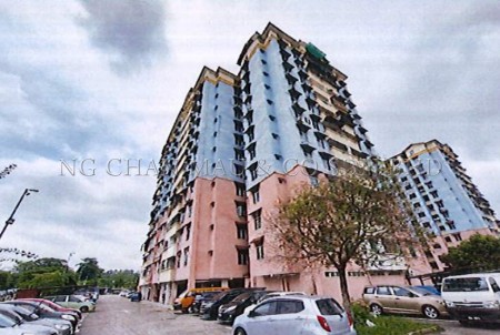 Apartment For Auction at Cheras Utama Apartment