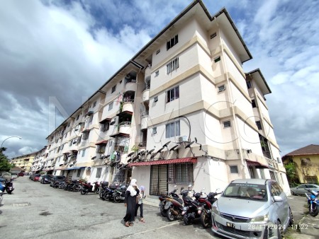 Apartment for Auction