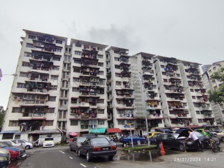 Apartment For Auction at Taman Prima Selayang