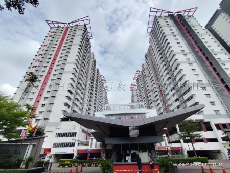 Serviced Residence For Auction at Koi Kinrara