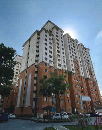 Apartment For Auction at Pangsapuri Putra Damai