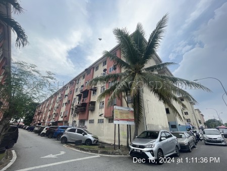 Apartment For Auction at Bandar Bukit Tinggi 2