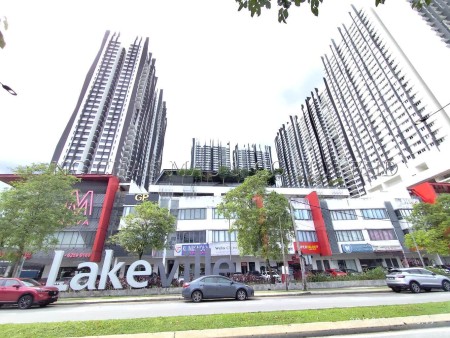 Serviced Residence For Auction at Lakeville Residence