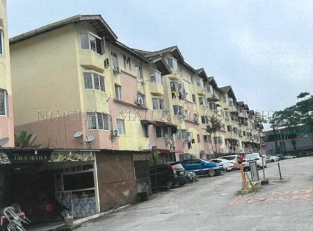 Apartment For Auction at Permai Apartment