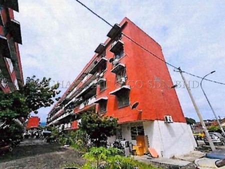 Apartment For Auction at Taman Free School Apartment