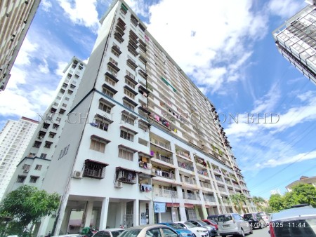 Flat For Auction at Flat Danau Kota