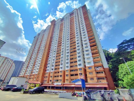 Apartment For Auction at Flora Damansara Apartment